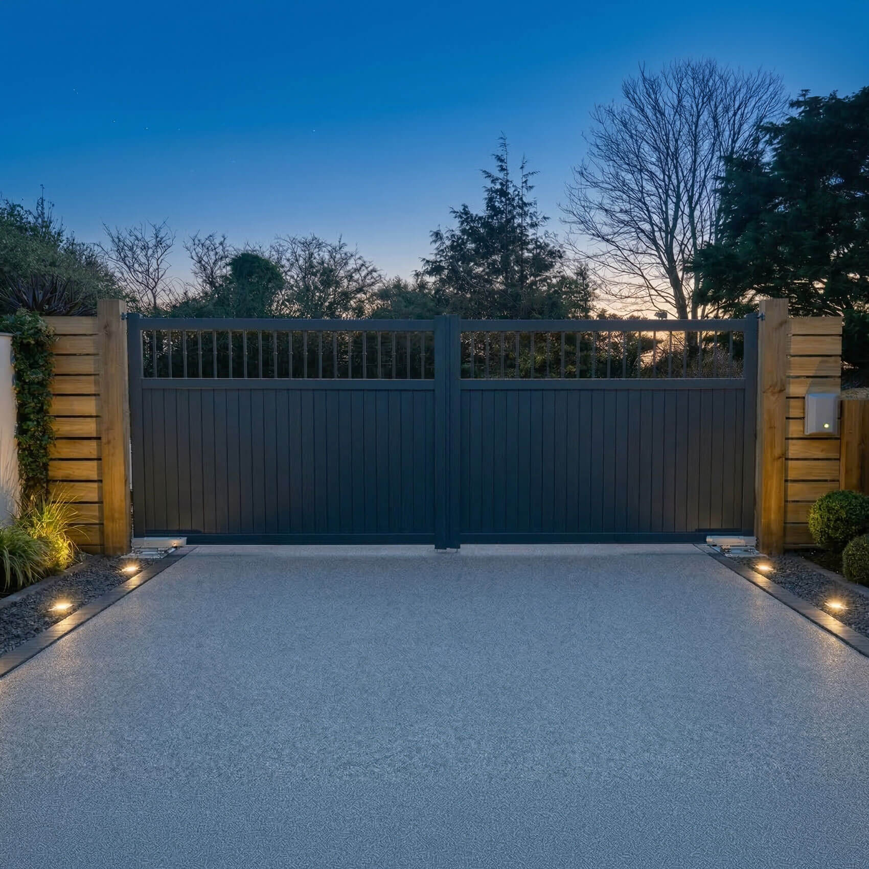 Aluminium Open-Top Decorative Vertical Bar Double Driveway Gate – Readymade Gates Main image